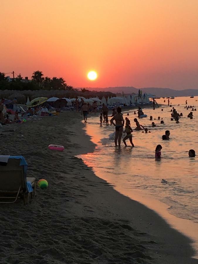 Irina House Pefkohori Apartment Екстериор снимка